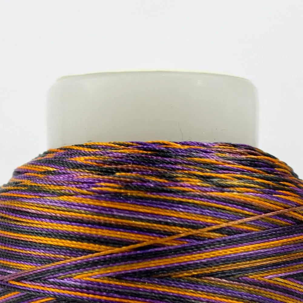 FB23 - FabuLux™ 40wt Trilobal Polyester Boo! Thread