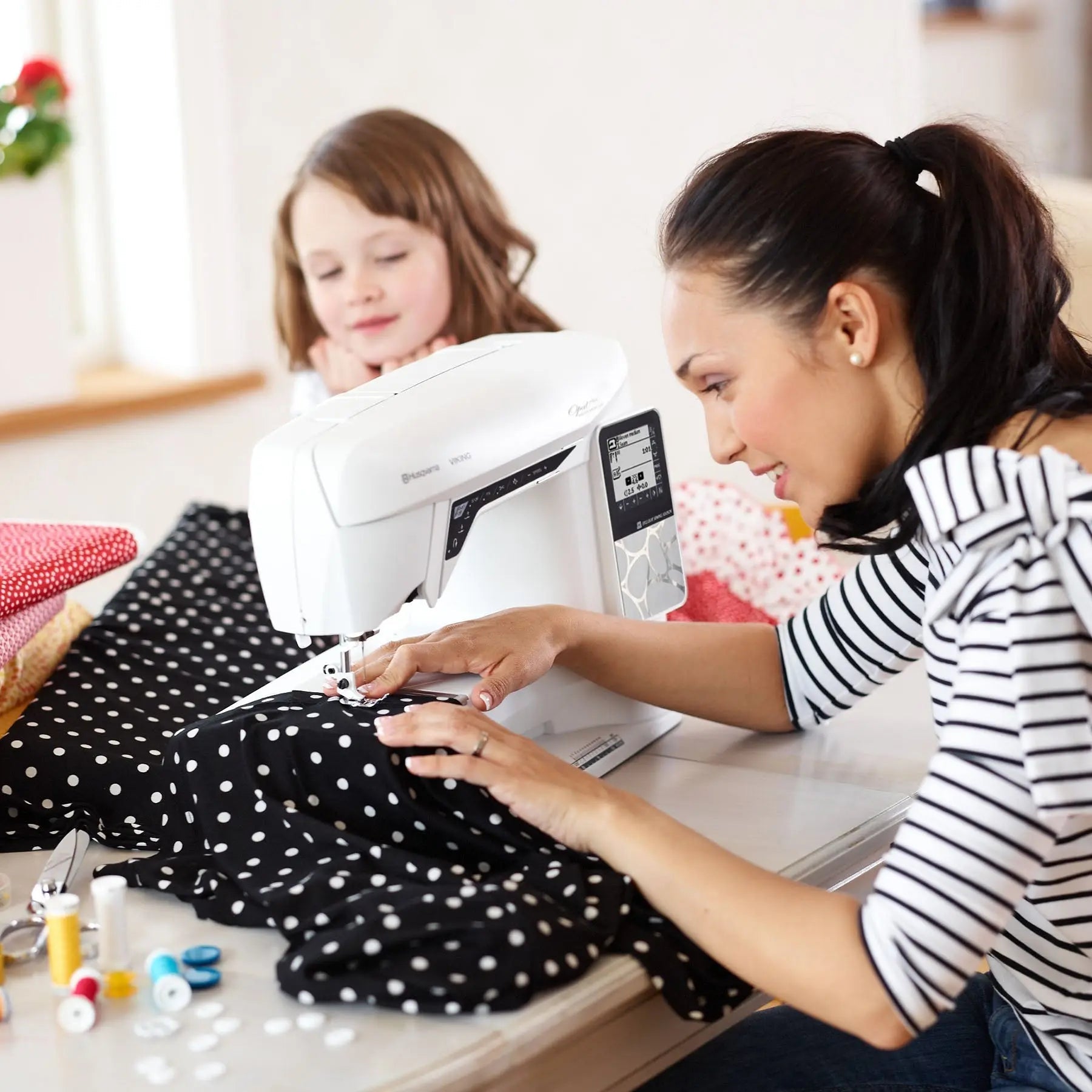 HUSQVARNA® VIKING® OPAL™ 690Q Sewing Machine