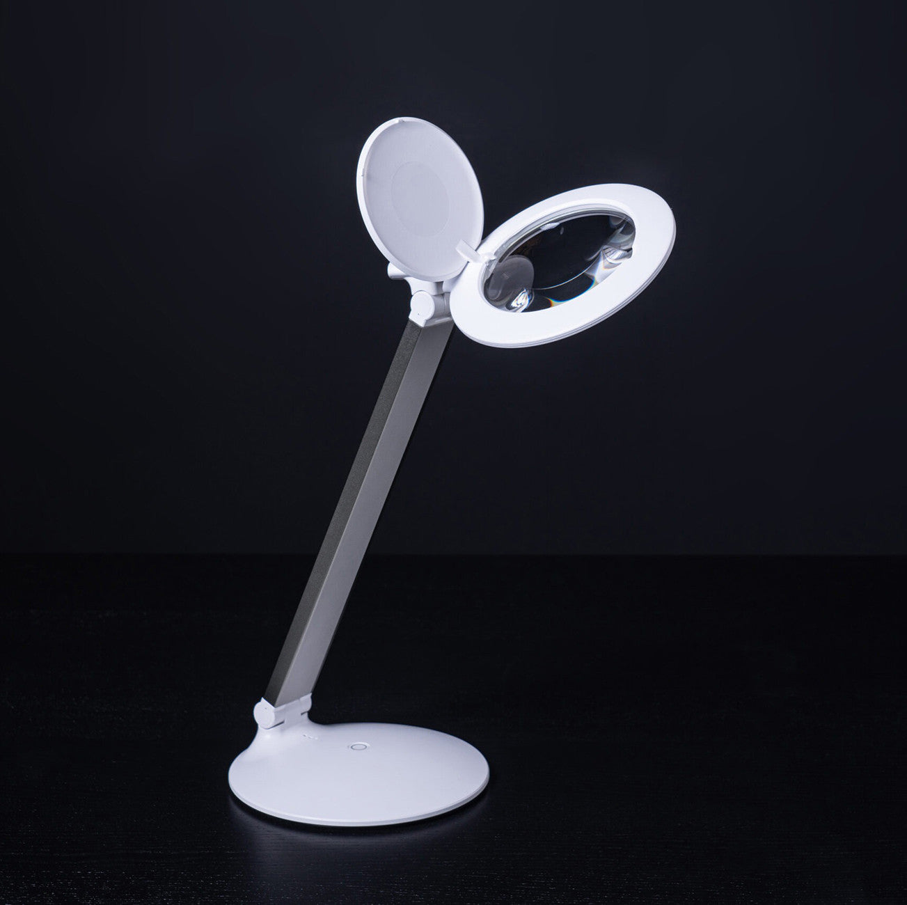 Halo Go 2 Rechargeable Table Magnifier