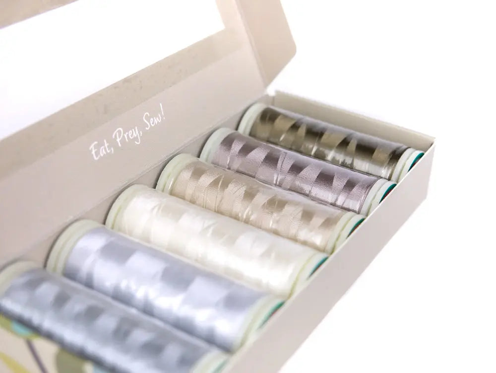 Penelope’s Perfect Blends  by Edyta Sitar - Invisible Thread Pack