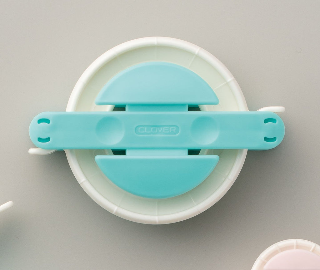 Pom-Pom Maker Set