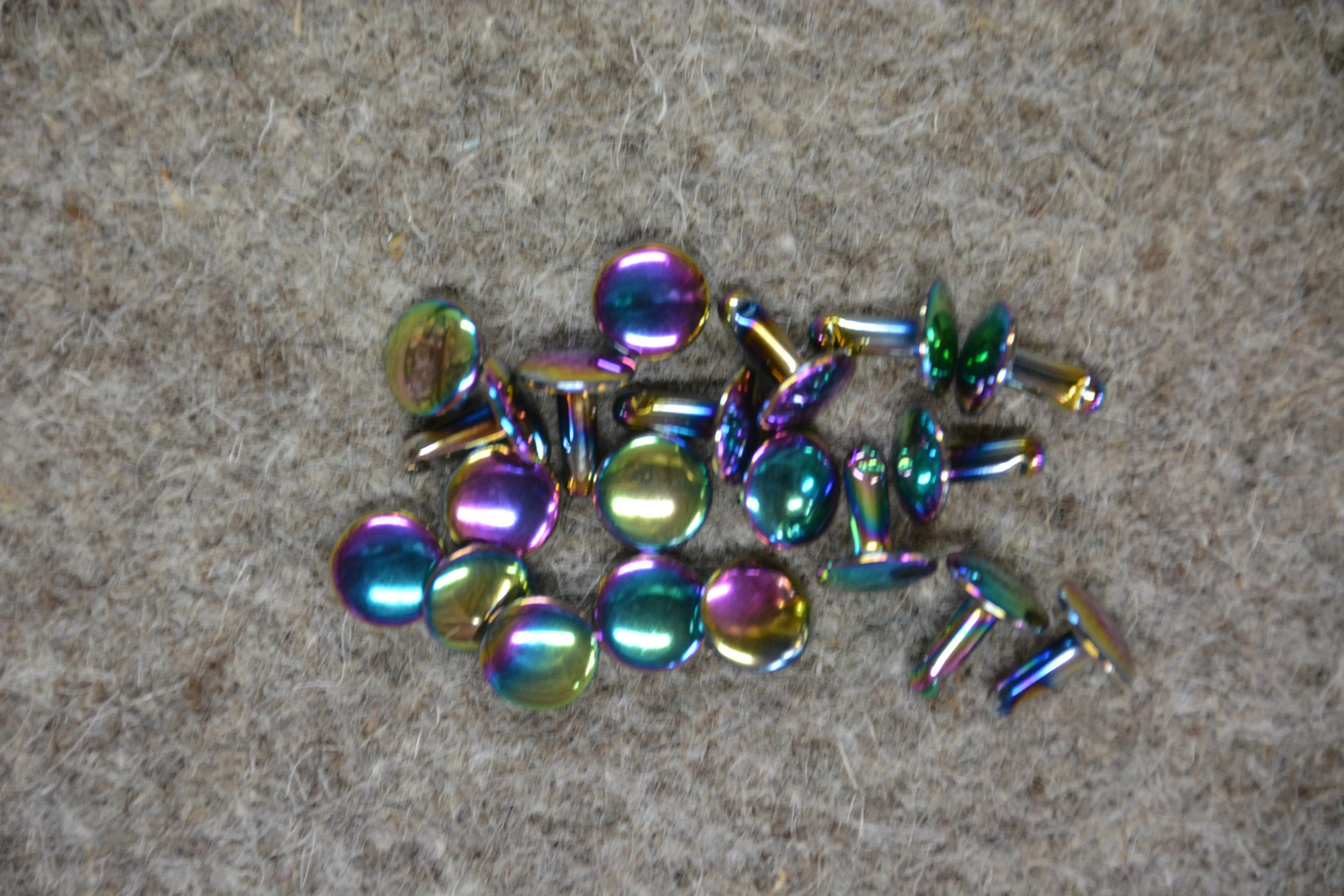 Rainbow Double Rivet Refills 10sets