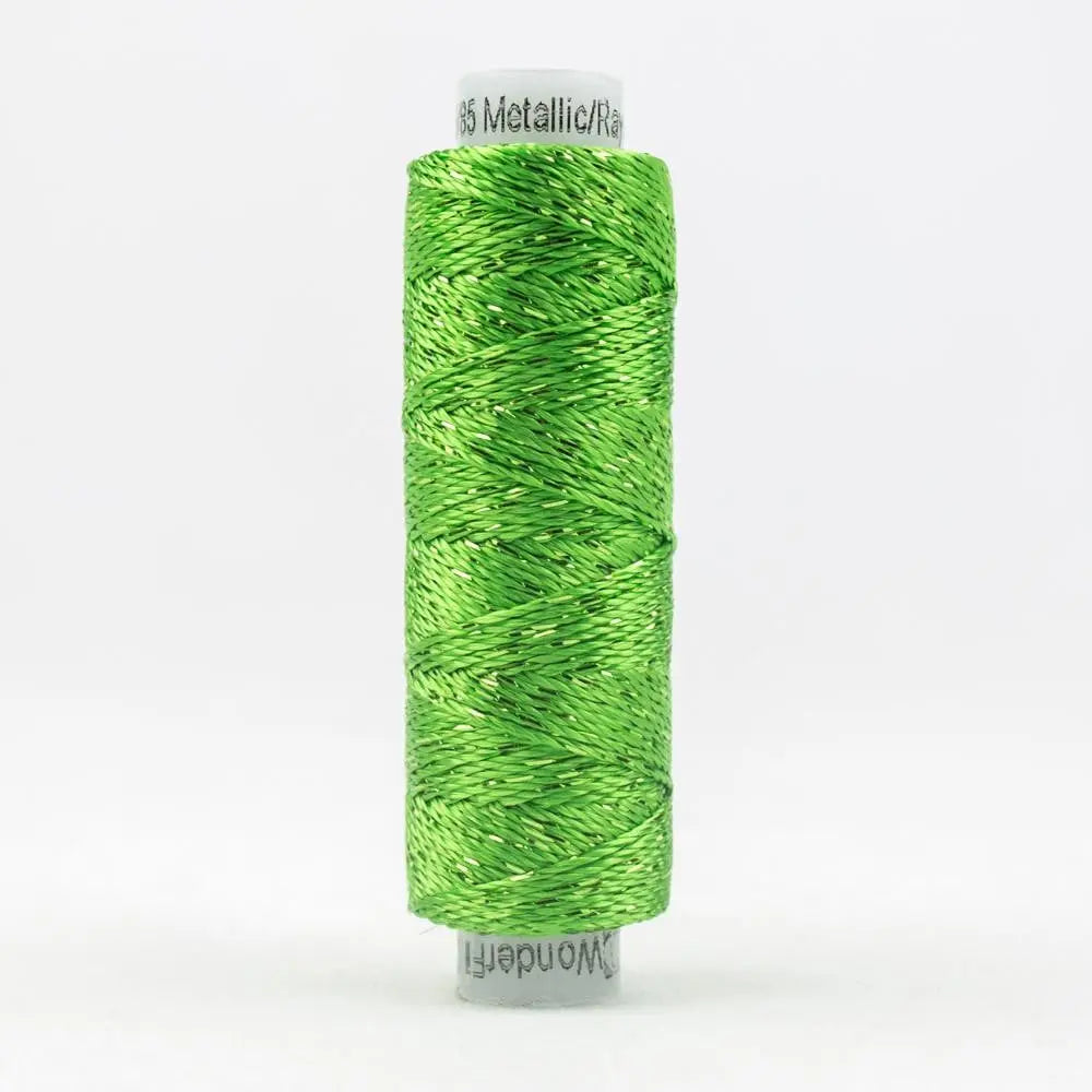 SSDZ4110 - Dazzle™ 8wt Rayon Classic Green Thread