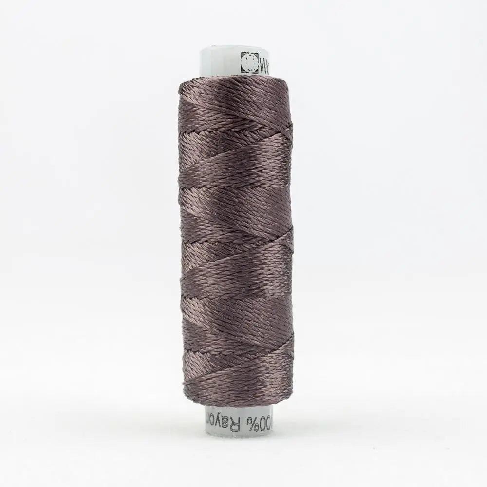 SSRZ7134 - Razzle™ 8wt Rayon French Toast Thread