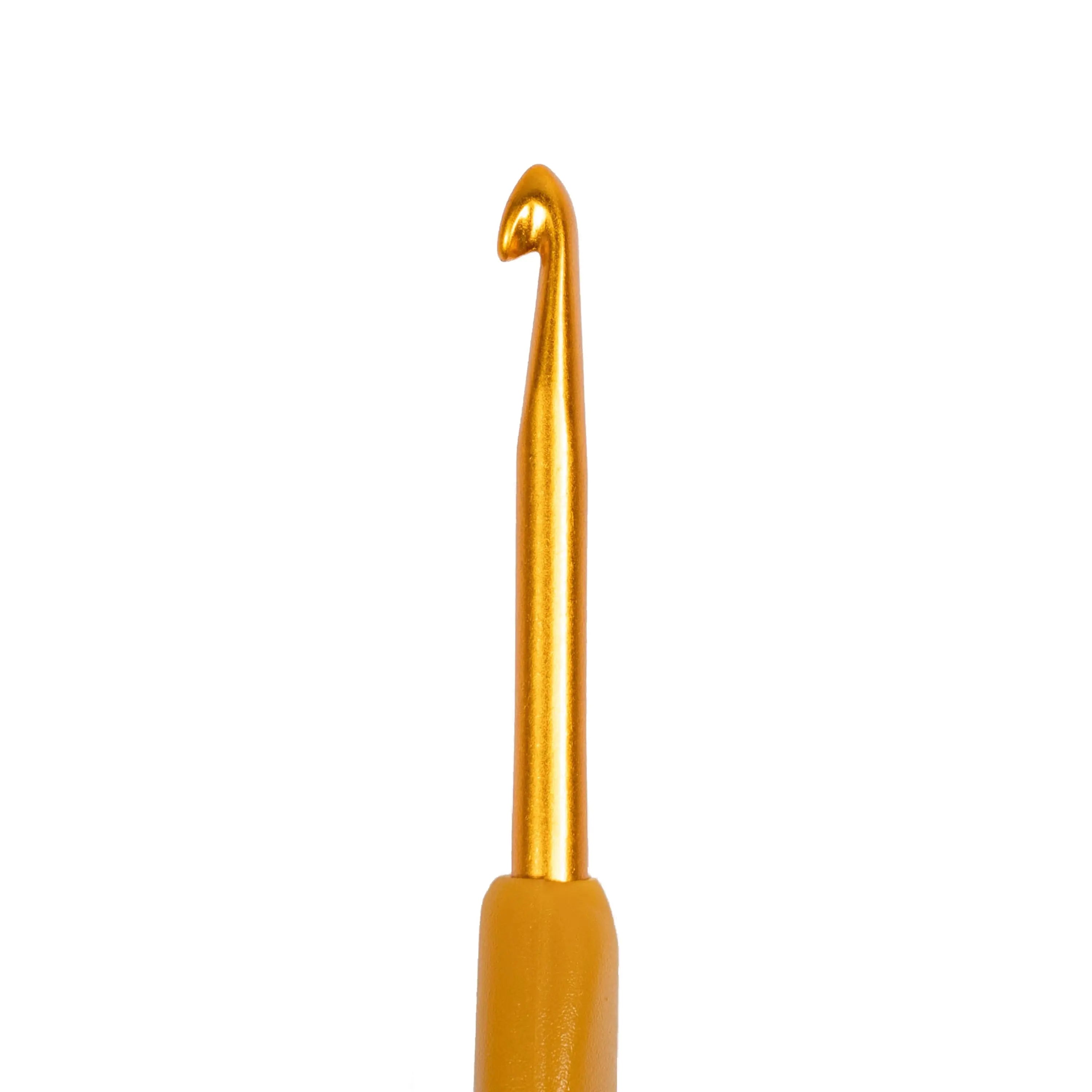 Soft Touch Crochet Hook F (3.75mm)