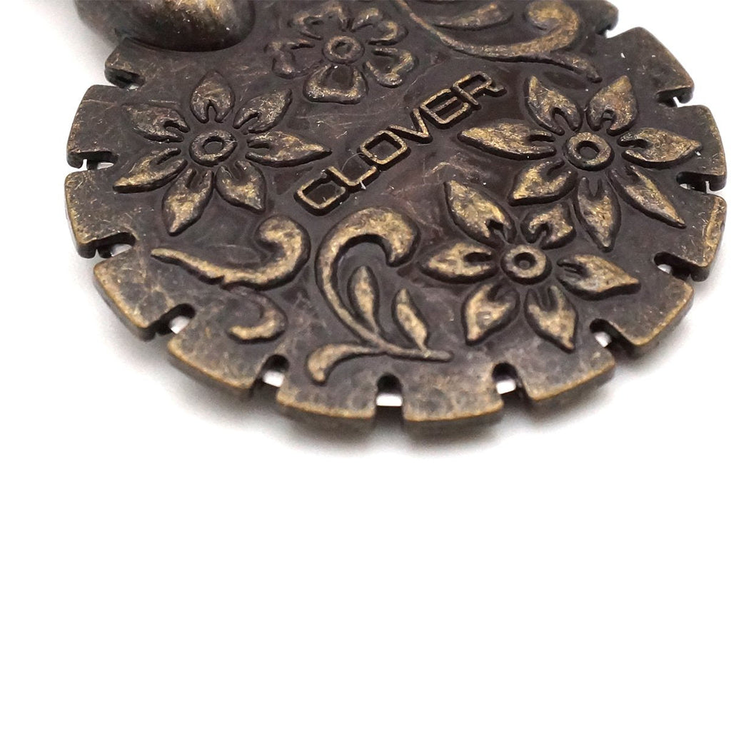 Thread Cutter Pendant (Antique Gold)