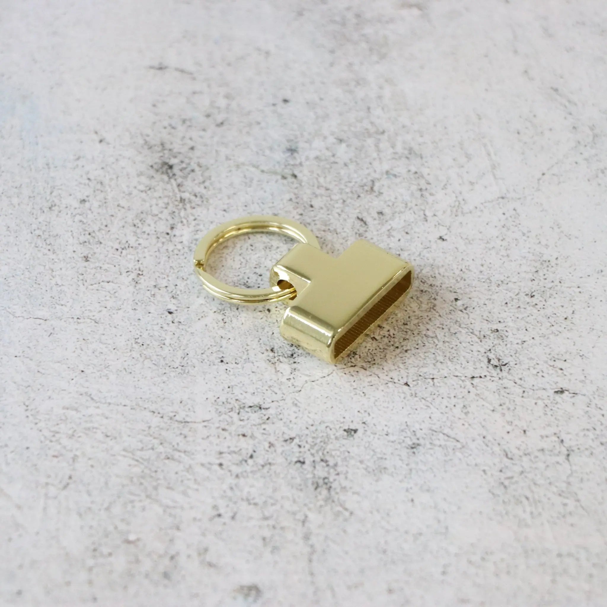 Two Screw-In Key Fobs 1in Gold